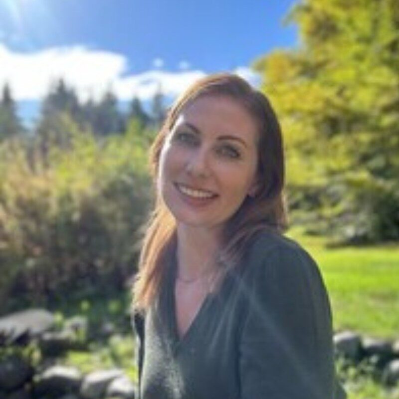 SH STAFF PHOTOS 800 X 800 (800 x 800 px) (7)