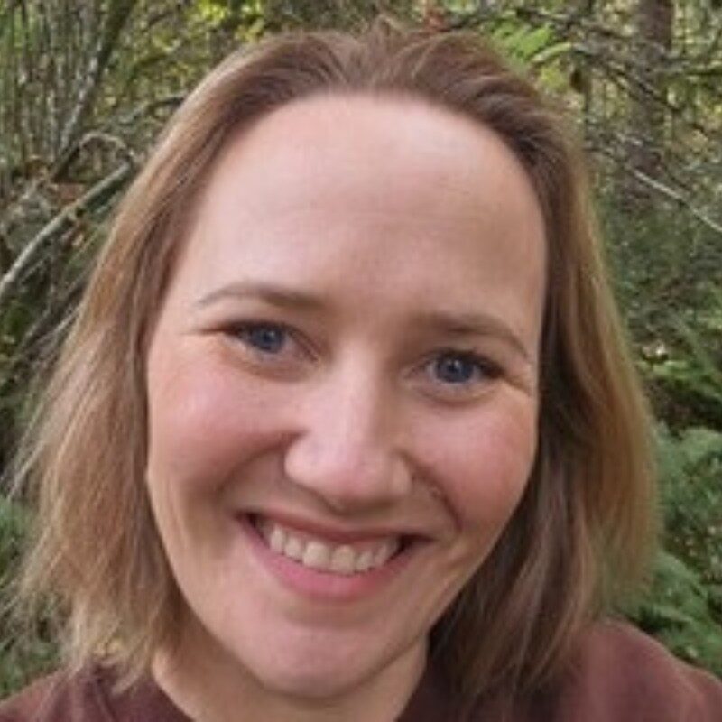 SH STAFF PHOTOS 800 X 800 (800 x 800 px) (9)